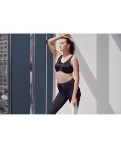 Wacoal Sport High-Impact Underwire Bra 855170, Up To I Cup -White Mark Shop 20292282 fpx