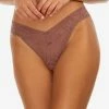HANKY PANKY Women's Signature Lace Original Rise Thong
