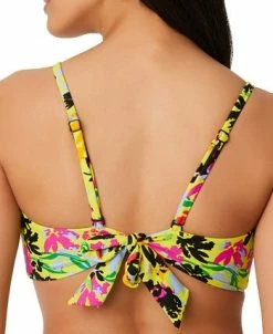 Bar III Women's Floral Chic Convertible Bikini Top, Created For Macy's 15 Bar III Women's Floral Chic Convertible Bikini Top, Created For Macy's -White Mark Shop 21596900 fpx